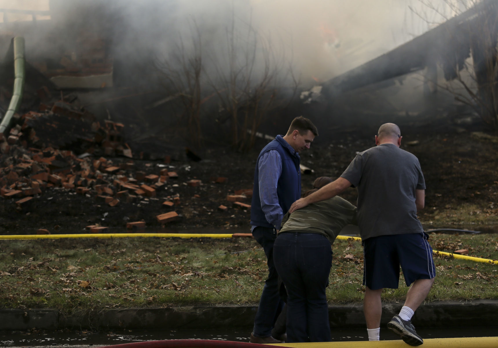 112519-house-fire-jg-26.jpg